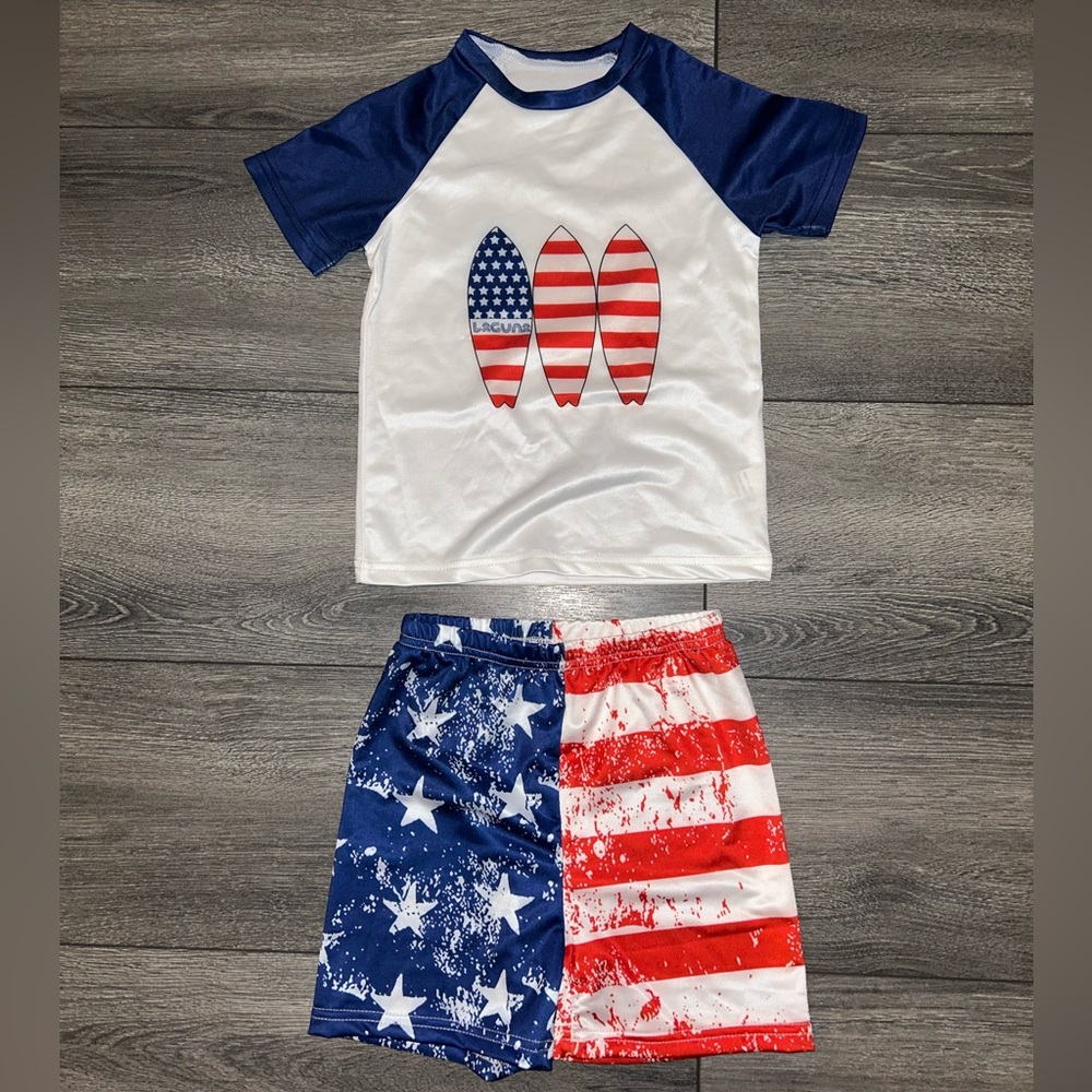 Boys patriotic beachwear set size 5-6Y